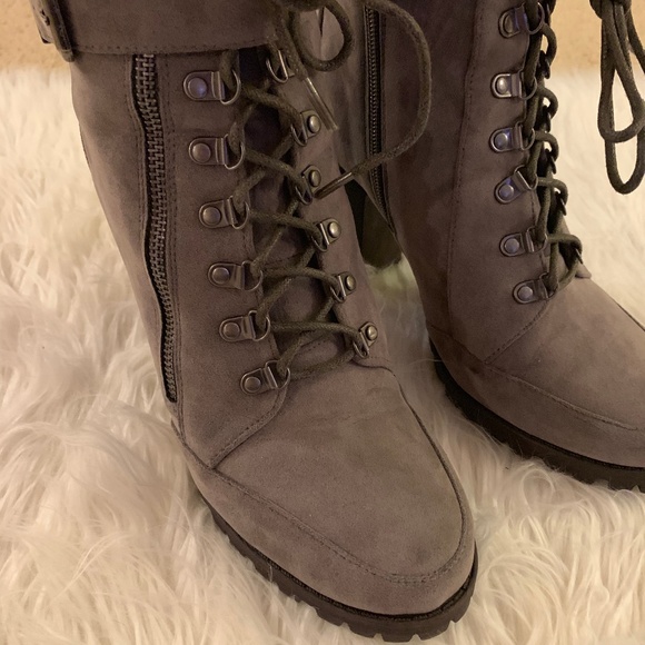 JustFab Shoes - Pracida Lace-Up Ankle Bootie- EUC